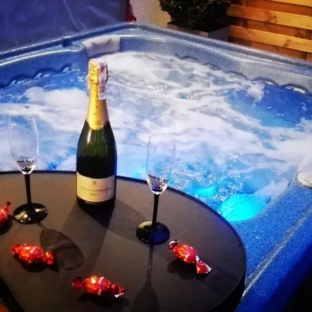 Vila Lawendowy Dworek Laskowka (Lower Silesia)