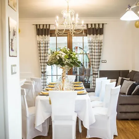 빌라 Lawendowy Dworek *